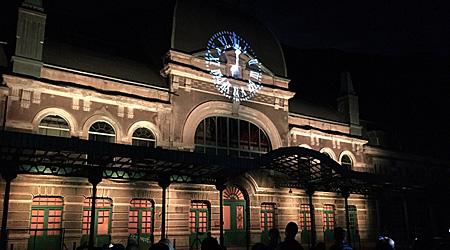 Espectáculo de luz y sonido en la Estación de Canfranc