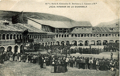 Foto antigua del interior de la Ciudadela de Jaca