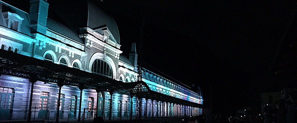 Visita la Estación Internacional de Canfranc y descubre su espectáculo nocturno de luz y sonido