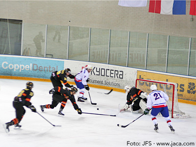 España consigue la plata en el Mundial de Hockey Hielo de Jaca