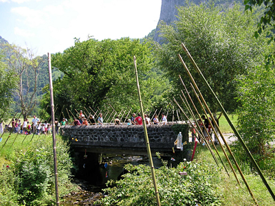 Este fin de semana Accous y Jouers (Valle de Aspe) acogen una nueva edición de este festival, organizado por la asociación del mismo nombre, que está dedicado al arte, la música y la palabra.