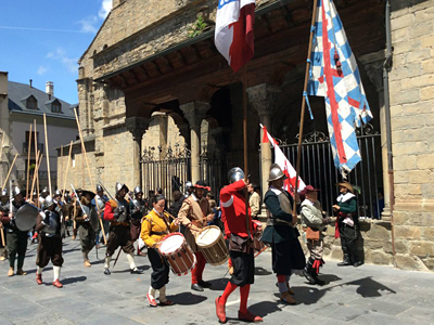 El público se volcó con la Recreación de los Tercios en la Ciudadela de Jaca