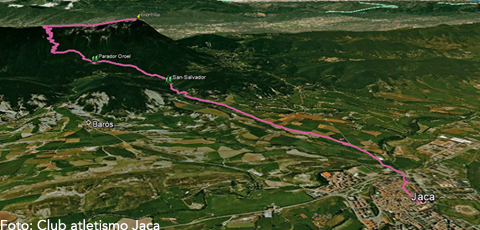 La popular prueba que recorre 10,7 km. y tiene un desnivel aproximado de 1.000 m. está abierta a corredores y “andarines” de todos los niveles. La carrera, que llega en 2016 a su edición número diecinueve, es ya una de las citas habituales en el calendario deportivo jacetano. El sábado tendrán lugar las carreras infantiles en los Glacis de la Ciudadela, a partir de las 19.00 h.