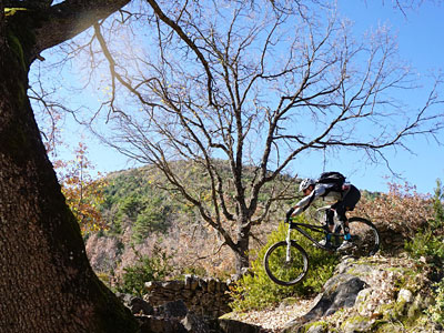 Villanúa acogerá en octubre el Campeonato de España de Enduro BTT Gran Premio Caminos de Collarada