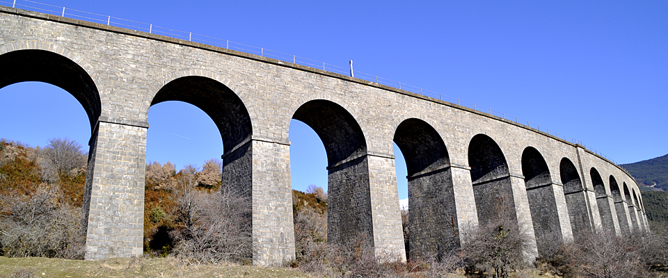 Viaducto de Cenarbe