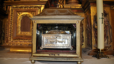 Iglesia de Castiello. Reliquias