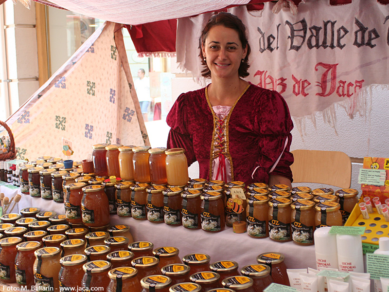 Miel de Hoz de Jaca. Mercado Medieval de Jaca. © Foto: M. Ballarín - www.jaca.com