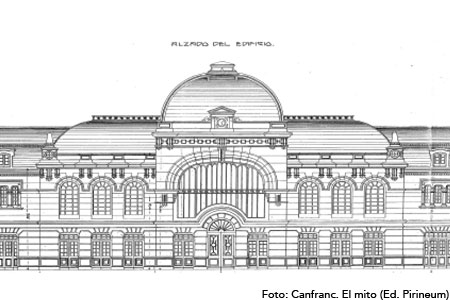 El edificio fue diseñado por el ingeniero Fernando Ramírez de Dampierre y sus obras comenzaron en 1921 tras aprobarse el proyecto. En este tiempo se introdujeron numerosas modificaciones sobre el proyecto original que no afectaron al aspecto externo del edificio pero sí a su estructura y a algunos elementos de la construcción.