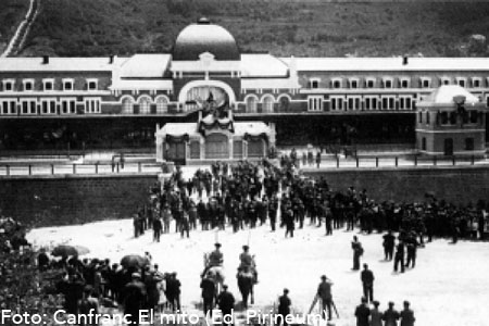 Inauguración de la línea internacional de Canfranc