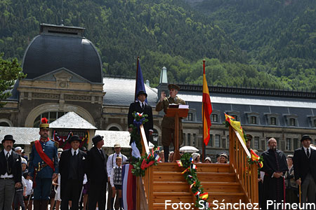 Canfranc acoge, en el aniversario de la inauguración, las Jornadas de recreación histórica. 