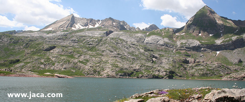 Vista panorámica desde la Peña Oroel - Jaca - Pirineos