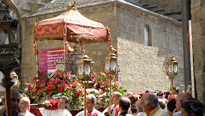 Las fiestas son en honor de Santa Orosia, 