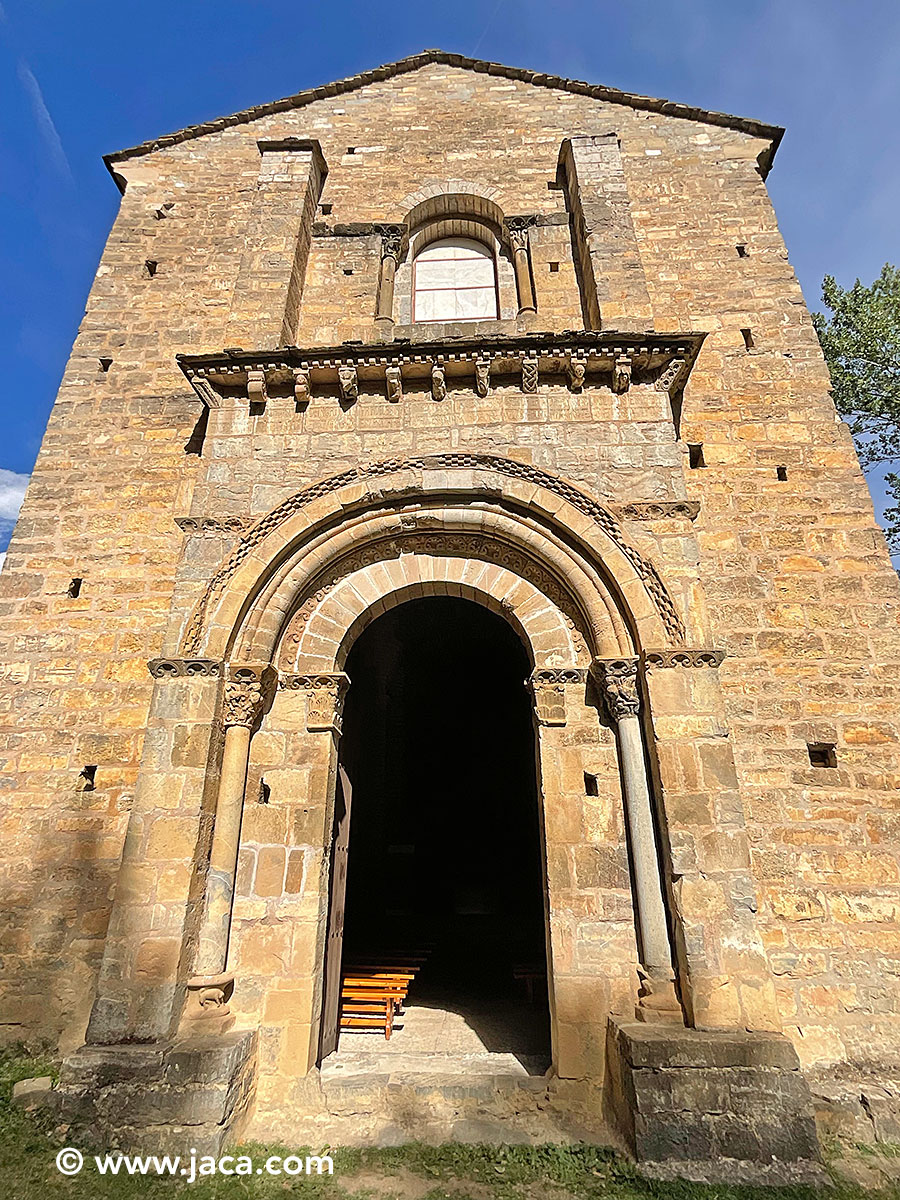 Las visitas a la iglesia, Bien de Interés Cultural, tendrán lugar todos los días desde el 11 de julio al 31 de agosto (a excepción del 23 de julio), de 10:30 a 18:30 horas y serán realizadas por una persona de la asociacion, que atenderá a los visitantes. 