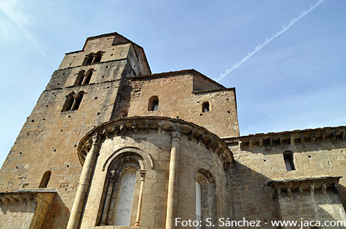 Iglesia de Santa María en Santa Cruz de la Serós