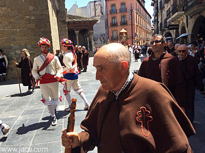 romerías de Santa Orosia (patrona de la diócesis) el día 25, en Jaca y también en Yebra de Basa