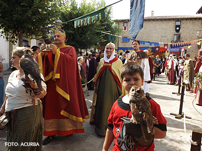 Del 15 al 17 de septiembre, Bailo se prepara para acoger una nueva edición de su recreación histórica que conmemora el paso del Santo Grial por la localidad en el siglo XI, procedente de San Adrián de Sasabe y San Juan de la Peña, y su permanencia en custodia durante varias décadas (de 1014 a 1035) hasta su traslado a Jaca. Leer más