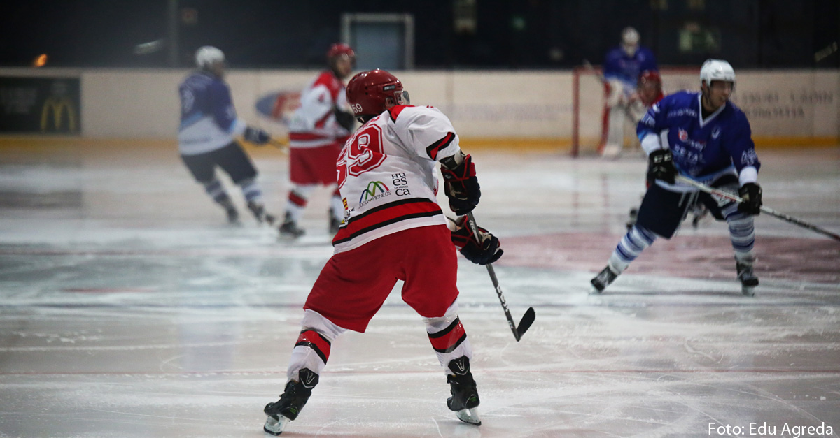 La final de la Copa del Rey se celebrará mañana 23 de diciembre, a las 21.30 h, en la pista de hielo donostiarra. En el encuentro se enfrentarán, una vez más, los dos equipos más fuertes del hockey hielo, el CHH Txuri Urdin IHT y el CH Jaca, como ya sucediera en las últimas dos finales de la competición. 