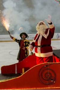 el domingo 24, la recepción a Papá Noel en la Pista de Hielo. Allí, los pequeños podrán charlar con él y disfrutar de las actividades previstas. 