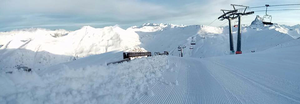 Astún, por su parte, nos avanza una previsión de 49,5 km y 50 pistas con espesores entre 130 y 210 cm y acogerá el Trofeo Alevín Valle de Astún de Mayencos. 