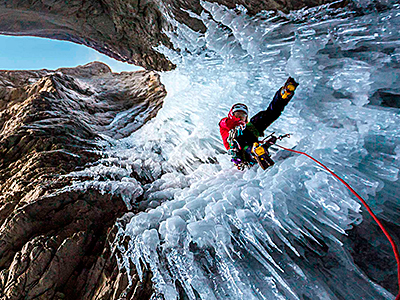 Llega una nueva edición del Banff Mountain Film Festival Tour

11/02/2018. Jaca 

Una selección de los mejores cortos de cine de montaña y aventura que participaron en la última edición del Banff para sumergirnos en el deporte más extremo, charlas y actividades paralelas, este mes de febrero en Jaca.