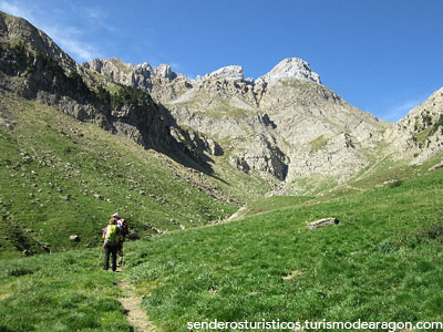 Fiesta entorno al GR11, Sendero Turístico de Aragón 