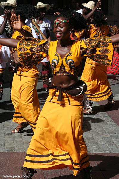 Comienzan los preparativos de la 50 edición del Festival Folklórico de los Pirineos