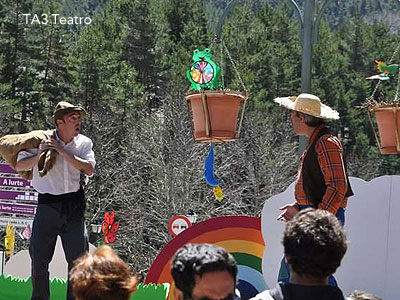 El programa de actividades de agosto, organizado por la Comarca y los respectivos ayuntamientos, se extiende por todo el territorio con cerca de 50 actuaciones en 21 localidades: Aísa, Ansó, Hecho, Bailo, Canfranc, Villanúa...