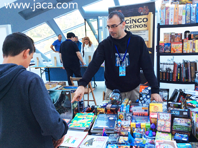 La segunda edición del Salón Hispanofrancés de Cómic de Jaca, organizado por la Asociación Aragonesa de Autores de Cómic (AAAC) con el apoyo del Gobierno de Aragón y del Ayuntamiento de Jaca, pretende consolidar su objetivo principal: convertirse en punto de encuentro entre autores, editores, libreros, agentes, críticos y aficionados de España y Francia aprovechando un lenguaje común: el cómic. 