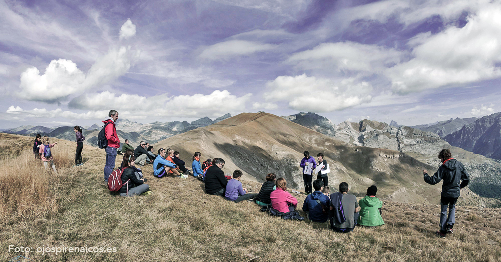 Las jornadas, que llegan en 2019 a su cuarta edición proponen rutas como el ascenso a la Gruta Helada de Lecherines o senderismo interpretativo en familia como la ruta circular al Cubilar de las Vacas, vermú y comida popular, senderismo infantil con juegos y yincana de naturaleza, visita a la ermita de San Adrián de Sasabe o juegos de interpretación ambiental, además de música y un fantástico ambiente.