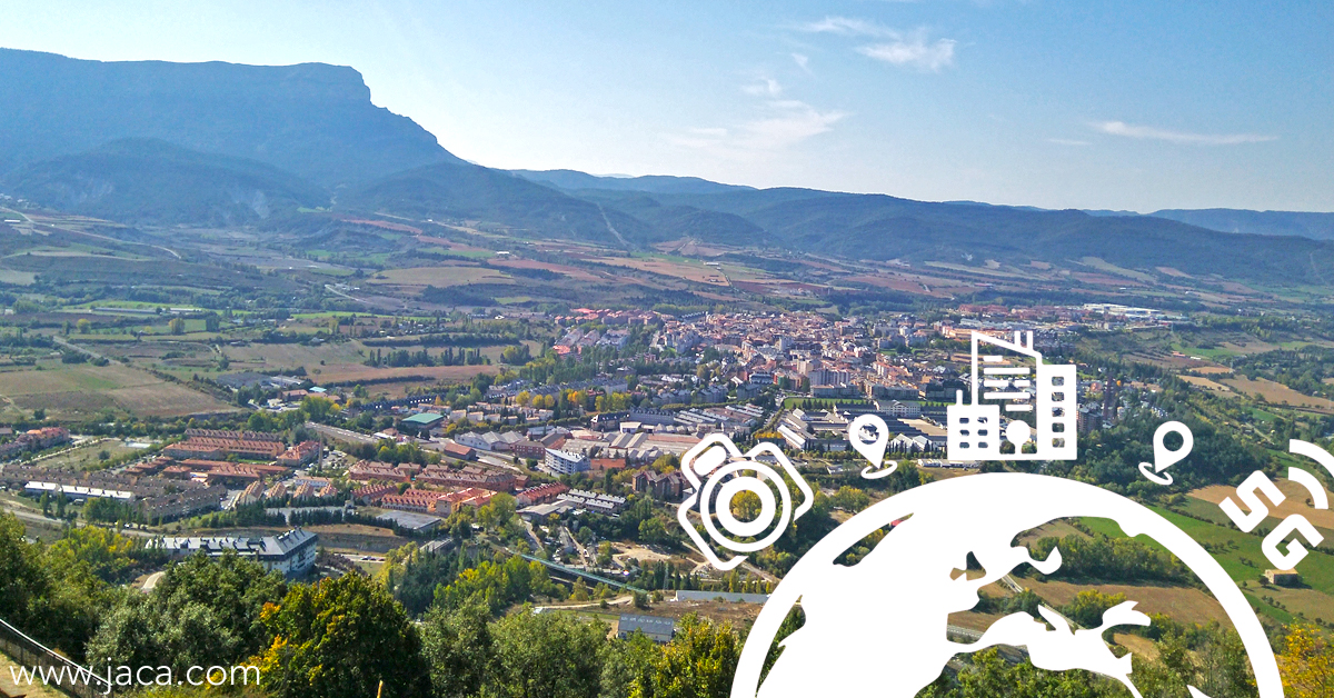 La DPH ha lanzado el proyecto para convertir la provincia de Huesca en el primer destino turístico inteligente de montaña, con una inversión de 500.000 euros. Jaca, que ya contaba con el sello de “smart city”, será la primera localidad donde se implantará seguida, en esta primera fase, por Benasque o Formigal.