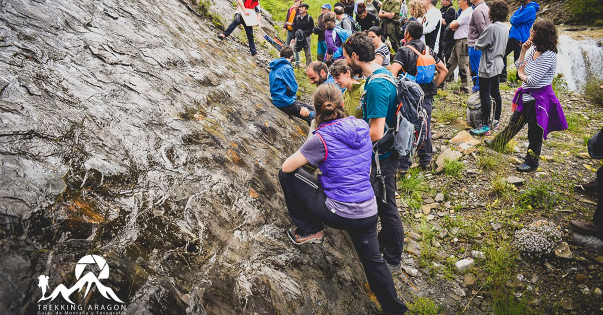 La localidad de la Jacetania, situada en un enclave privilegiado del Pirineo con vistas sobre el valle del Veral, nos propone diversas actividades para descubrir su patrimonio, riqueza natural y cultural. Con el objetivo de dinamizar la Canal de Berdún, dar a conocer sus recursos, fomentar un turismo responsable, y sostenible, así como ofrecer propuestas a mayores y público infantil, las jornadas cuentan con un extenso programa.
