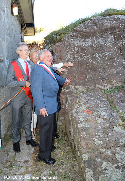 El Tratado de Astún regula las condiciones de utilización de los pastos del puerto de Astún, siendo la más antigua de las menciones de 1131 cuando el rey Alfonso I de Aragón concedió la utilización de los pastos fronterizos de Candanchú, la Raqueta y Espelengué a los monjes del hospital de Santa Cristina de Somport. Durante los tres siglos siguientes, se sucedieron los acuerdos verbales, concesiones de uso y beneplácitos que se interrumpían en caso de conflicto. Hasta que en el siglo XV las tensiones llevaron a enfrentamientos que fueron, finalmente, resueltos mediante diversos tratados.