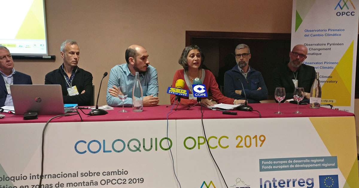 El Palacio de Congresos de Jaca alberga los días 22 y 23 de octubre la celebración del tercer Coloquio Internacional sobre Cambio Climático en Zonas de Montaña OPCC 2019, una cita que reúne a más de 200 participantes y 100 ponentes para dar a conocer los resultados de 3 años de trabajo en 6 proyectos de cooperación territorial.