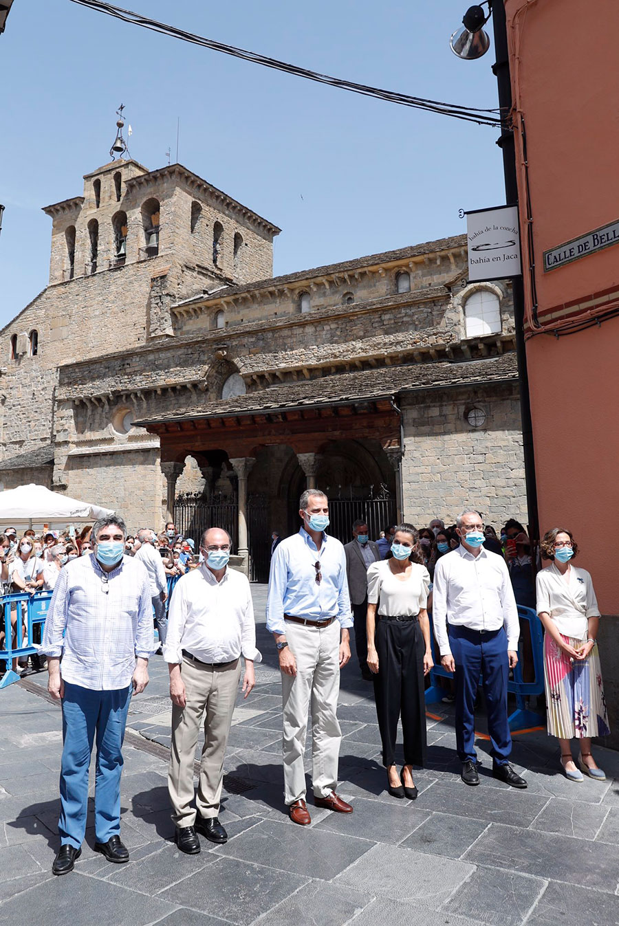 Los reyes de España, don Felipe y doña Leticia, visitarán el Monasterio de San Juan de la Peña y la localidad de Jaca, donde mantendrán una reunión con los representantes del sector turístico. El viaje se inscribe en la gira autonómica que están realizando por el territorio nacional para apoyar al turismo y será la única etapa en Aragón.