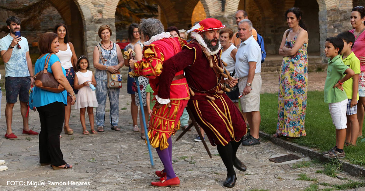 Vuelven las visitas teatralizadas a la Ciudadela de Jaca  11/07/2018. Jaca   El maestre Juan de Velasco, el capitán de la fortaleza y el arquitecto Spannochi recorrerán, de nuevo, los rincones de la Ciudadela de Jaca y nos desvelarán los secretos del Castillo de San Pedro, cómo se construyó y cómo se vivía en la época. 