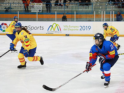 Jaca se queda sin Mundial Senior femenino de hockey hielo en 2021 