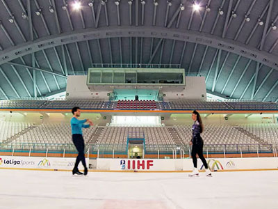 El Pabellón de Hielo de Jaca, escenario del vídeo musical de ADMIRE