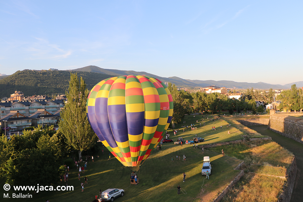 globos aerostáticos en Jaca, Ciudadela . Julio 2021