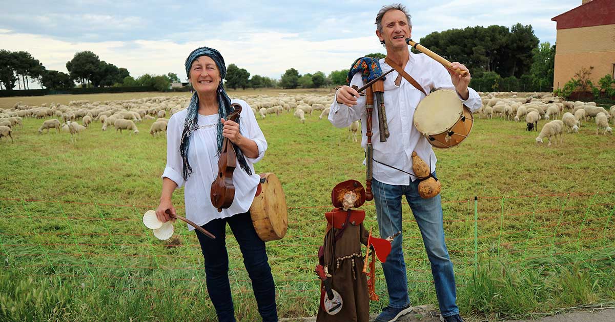 El sábado 14 de agosto se ha programado una excursión de 16 kilómetros de la etapa Jaca-Santa Cruz de la Serós, organizada por las Asociaciones de Amigos del Camino de Santiago de Jaca y Huesca dentro del marco del XXX Festival Internacional en el Camino de Santiago, de la Diputación Provincial de Huesca con la colaboración de Ayuntamiento de Jaca y Comarca de la Jacetania.
