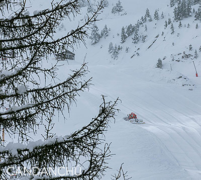 Astún tiene previsto hacerlo con 25 pistas y 22km esquiables mientras que Candanchú lo hará con Pista Grande y Tobazo a los que se sumará el circuito de esquí de fondo. 