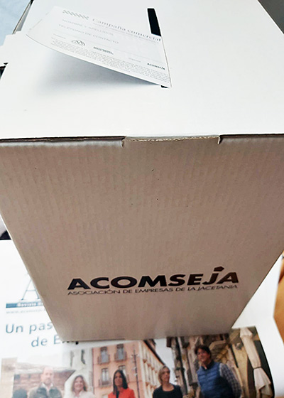 Los clientes que realicen sus compras en establecimientos de ACOMSEJA, hasta el 28 de agosto, podrán participar en el sorteo de un premio de 1000 € y dos de 500 €. 