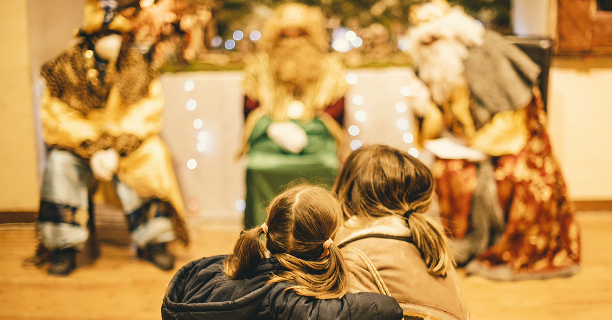 Este jueves tendrá lugar la narración del cuento "O Chiflo de Navidad" y encendido de la Zoca con Acomseja y los Gaiters de Chaca, en la Plaza Ripa a las 17:30h 