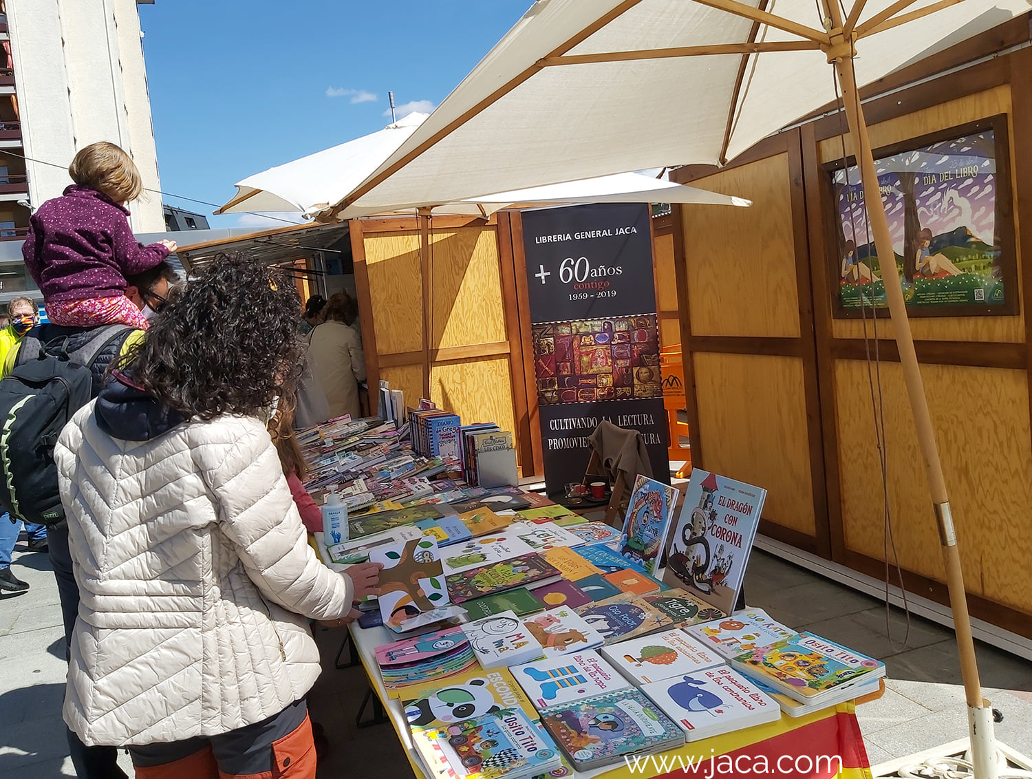 Día del Libro de Jaca Cartel obra de la ilustradora Esperanza Martínez