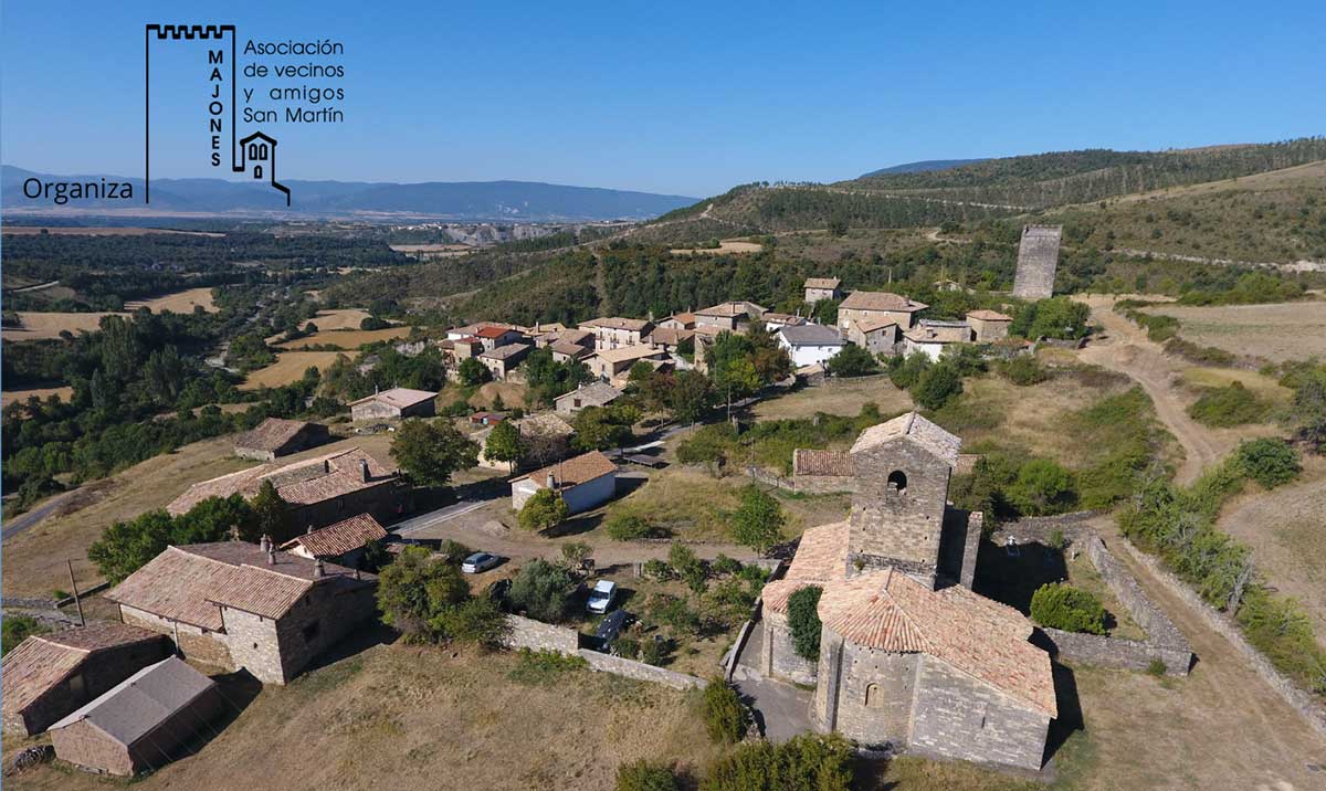 La localidad de Majones volverá a convertirse este verano y otoño en un punto de encuentro para los amantes del patrimonio y la cultura con la celebración de las XIII Jornadas Culturales sobre Arte Románico, un programa que combina conferencias, música medieval, literatura y espectáculos de calle en un entorno privilegiado como la Iglesia Parroquial del Salvador.